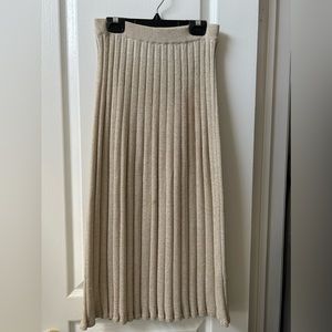 GOLD Wilford Pleaded Skirt